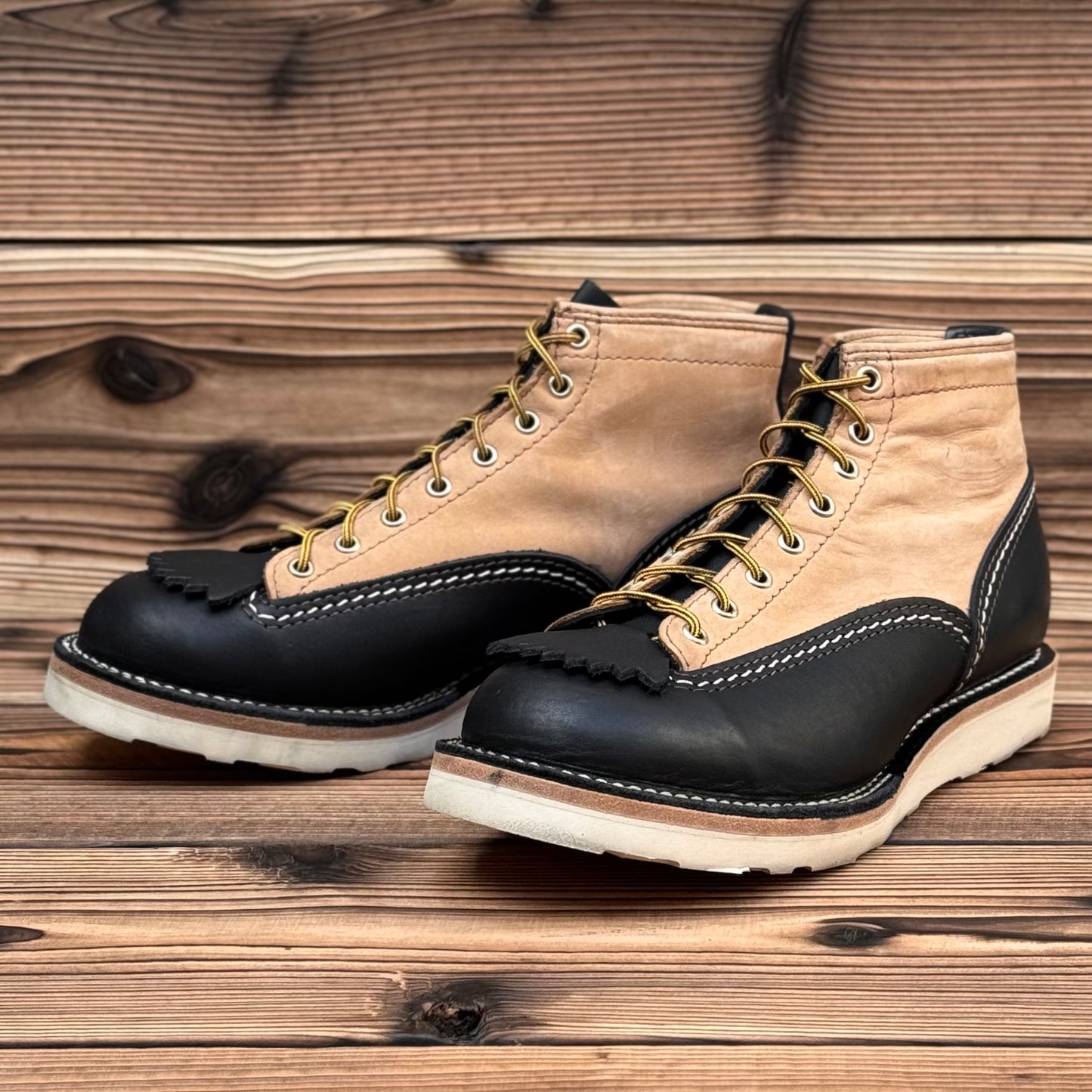 JOBMASTER Black x Burlap 6"Height #4014 Vibram Natural〈8E〉