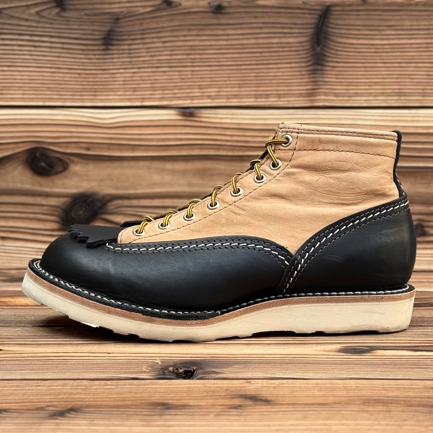 JOBMASTER Black x Burlap 6"Height #4014 Vibram Natural〈8E〉