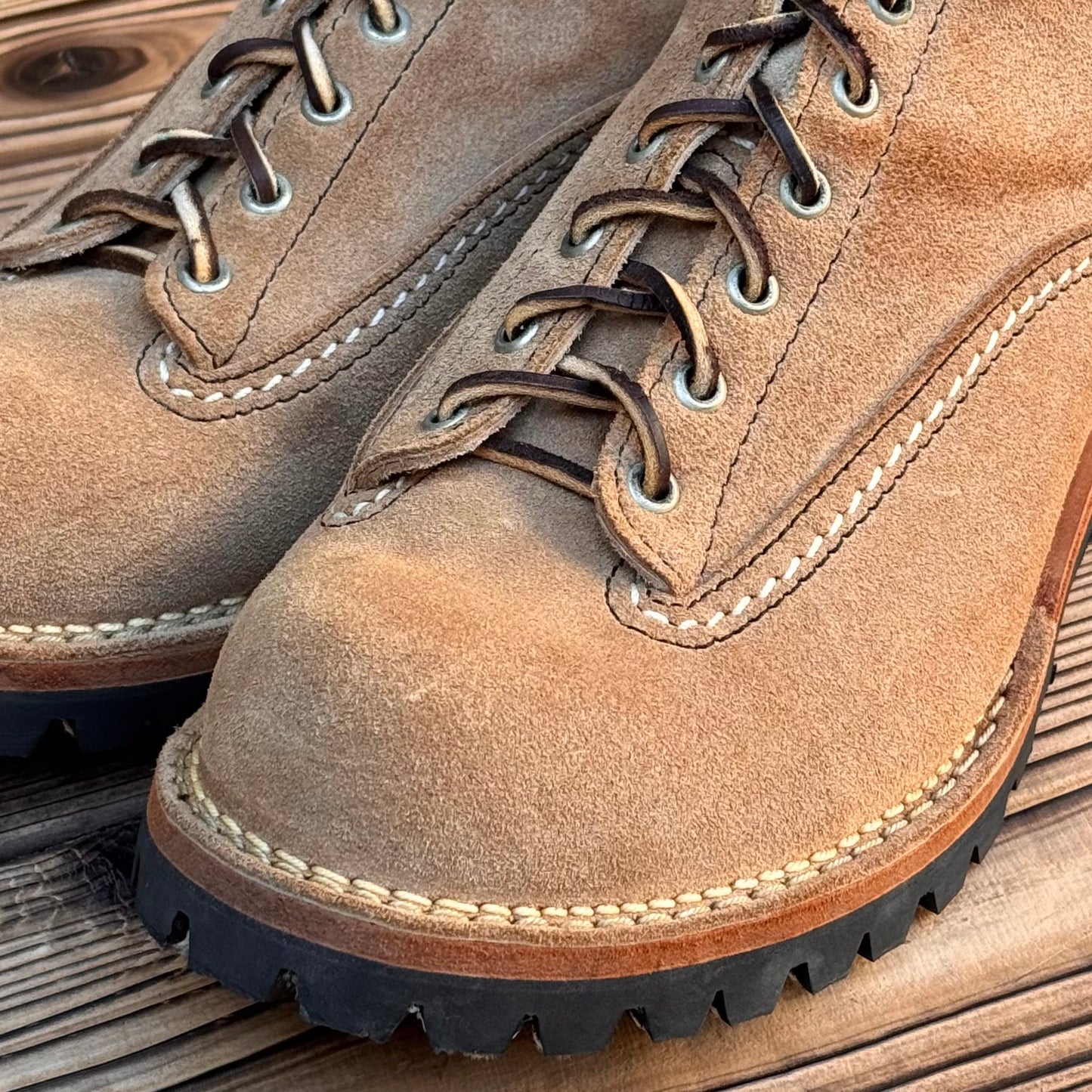 JOBMASTER Roughout Burlap x Black 8"Height #100 Vibram〈10D〉