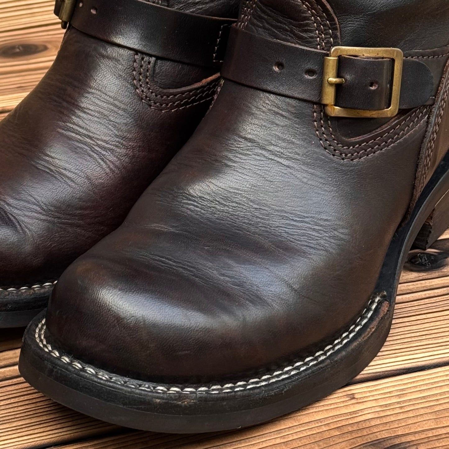 CENTURY BOSS Black Horsehide 10"Height #700 Vibram〈10E〉
