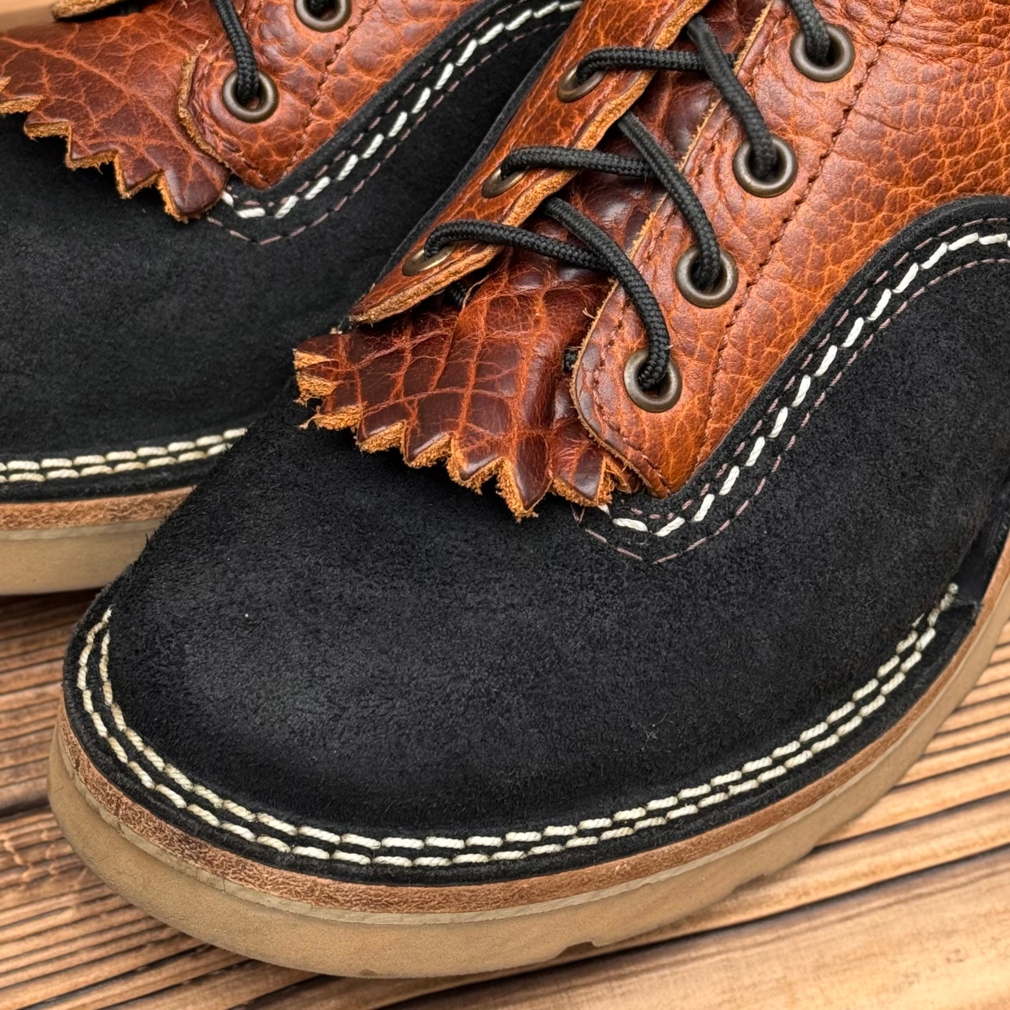 JOBMASTER Roughout Black x Brown Bison 8