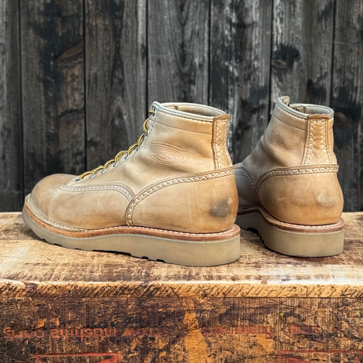 JOBMASTER Burlap  6" Raptor Sole Camel 〈8 1/2E〉