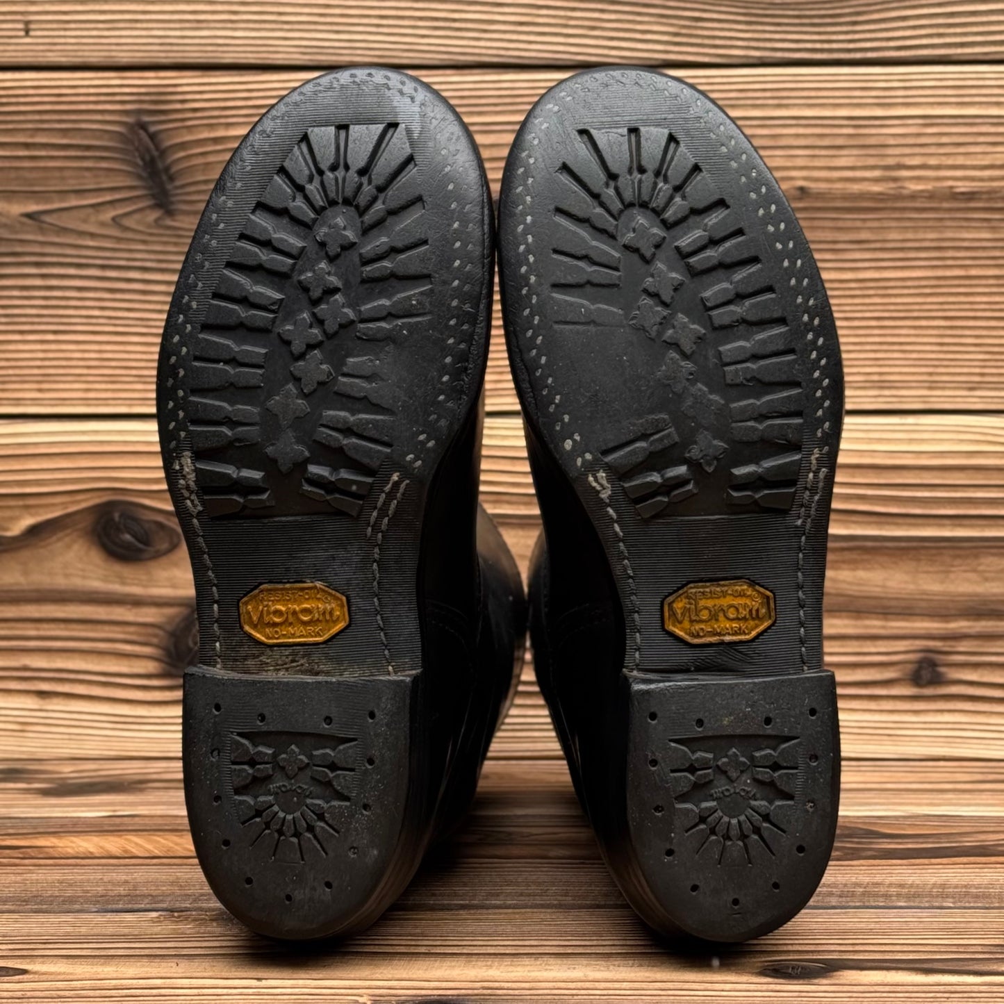 BOSS Black 11"Height #430 Vibram〈7E〉