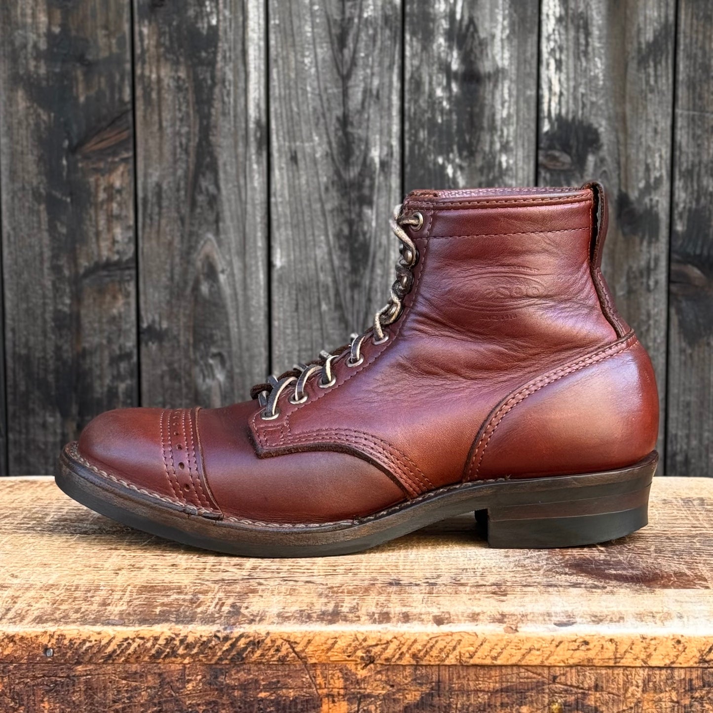 HENDRIK Brown 7"Height #430 Vibram 〈8D〉