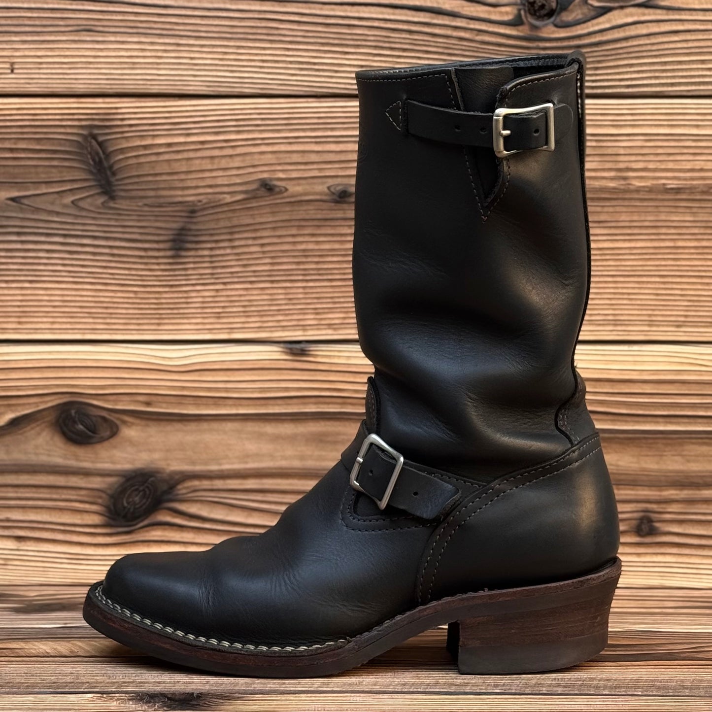 BOSS Black 11"Height #700 Vibram〈8 1/2E〉
