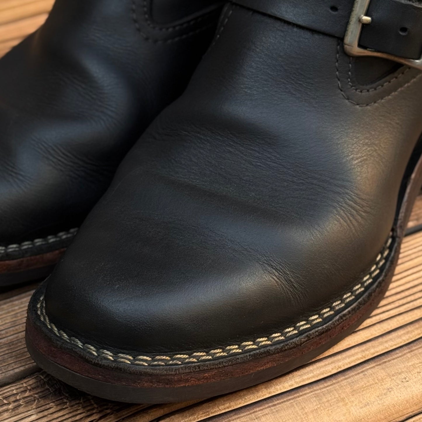 BOSS Black 11"Height #700 Vibram〈8 1/2E〉