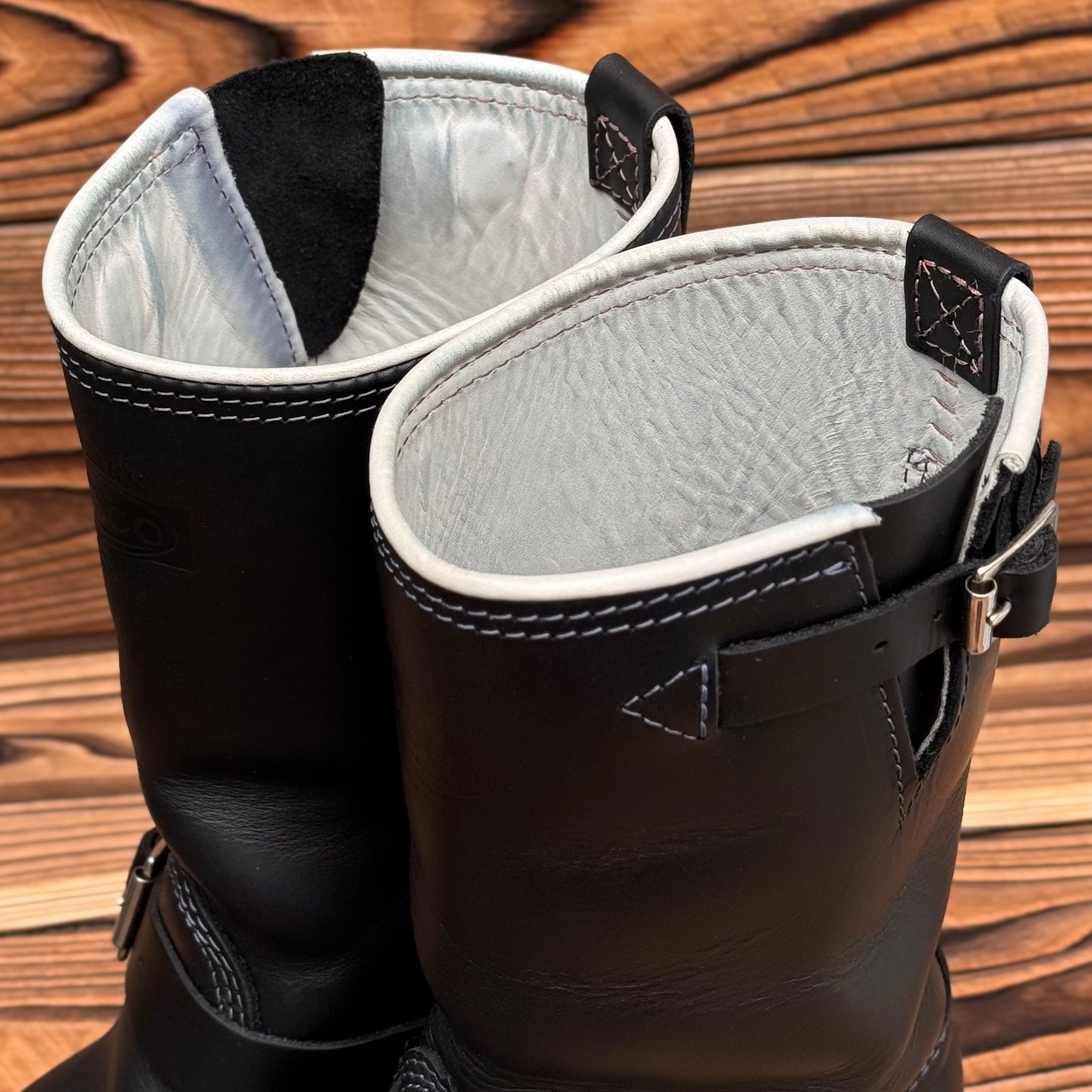 BOSS Black x Black Tie Domain 10"Height #100 Vibram〈9 1/2EE〉
