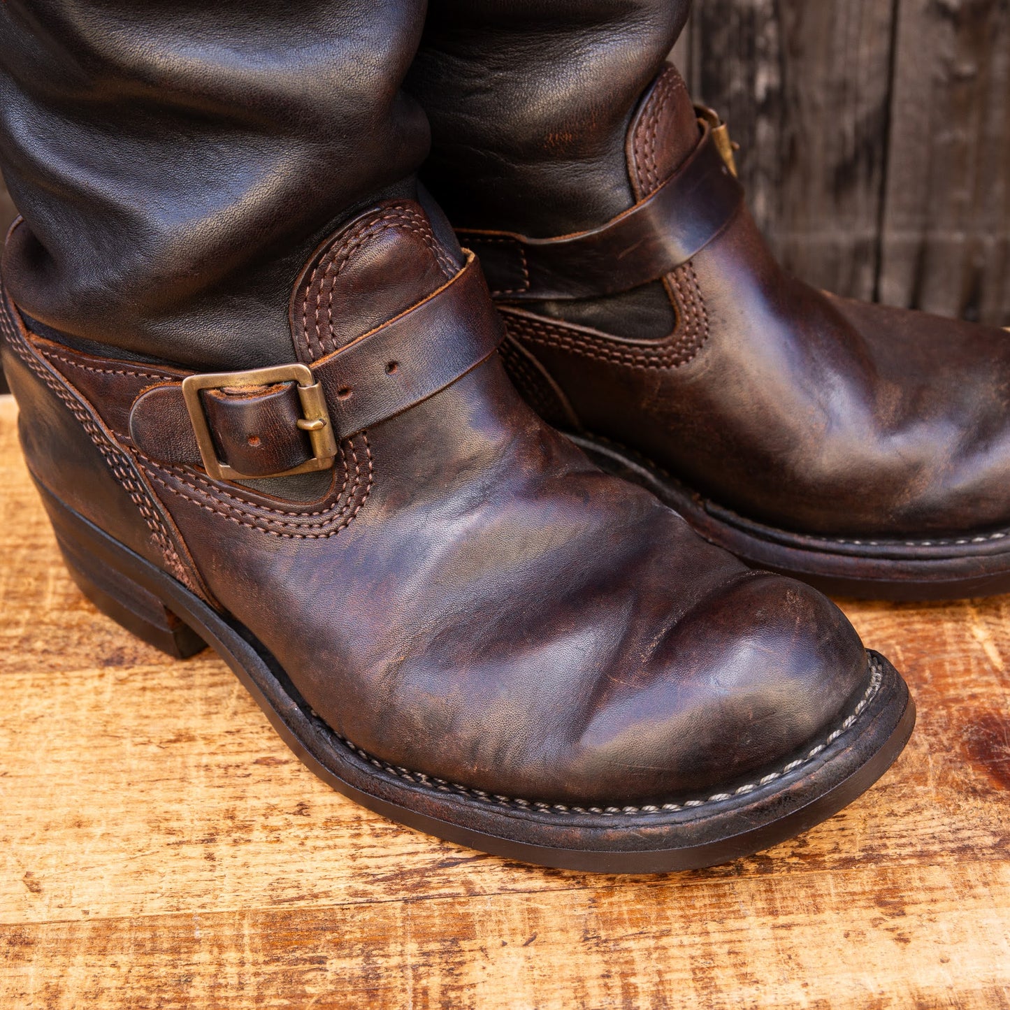 CENTURY BOSS Black Horsehide 10"Height #700 Vibram 〈9E〉