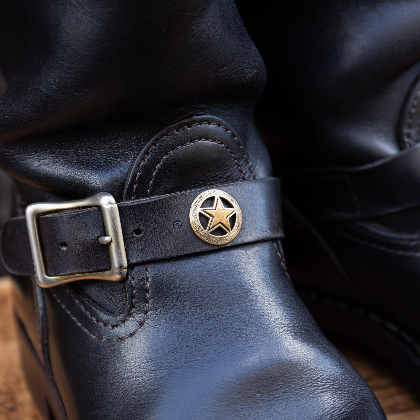 BOSS Black 11"Height #700 Vibram〈7D〉